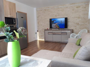 Hunyadi Luxury Ciresica